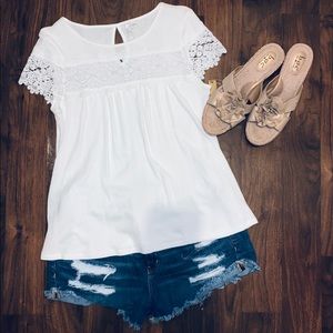 LC Lauren Conrad | Crochet Top in White